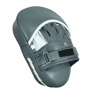 Mitaines de boxe incurvées Premium en cuir durable pour l'entraînement aux arts martiaux 2026 - Product Image 1