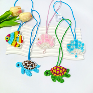 Porte-clés perlé fait main mignon, petit pendentif en PVC, accessoires de patch en tissu DIY, bijoux de sac pour filles, en tissu feutre - Product Image 1