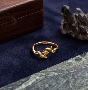 DIVYORO Anillo clásico con lunares chapado en oro de 22 quilates para mujer - Product Image 2