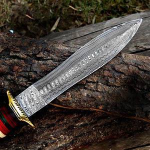 Cuchillo de caza Galway Grove hecho a medida de acero de Damasco de grado industrial con mango grabado, punta fija, filo plano, 3 mm de grosor, 13 pulgadas - Product Image 4