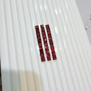 Pierres précieuses AJ Gems, grenat rouge foncé naturel, taille princesse carrée, facettées, pierres précieuses lâches polies 5x5mm pour la fabrication de bijoux, Rajasthan - Product Image 2
