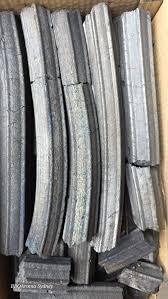 Briquetas Hexagonales de Carbón Vegetal Negro de Aserrín de Madera Dura de Alta Densidad, 7000-8000 Kcal/kg de Valor Calorífico, 3.0%-5.0% de Contenido de Ceniza - Product Image 4