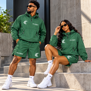 ชุดวอร์มแบบ unisex เสื้อแจ็คเก็ตสปอร์ต กางเกงขาสั้น สีเขียวล้วน แห้งเร็ว ผลิตจากโพลีเอสเตอร์ เหมาะสำหรับใส่ในฤดูใบไม้ผลิ ชุดออกกำลังกายเข้าชุด - Product Image 4