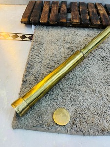 Telescopio de Latón Resistente de 32'' con Acabado Pulido, Diseño de 3 Pliegues - Decoración Navideña con Temática Religiosa - Product Image 4