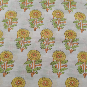 Tissu 100% pur coton, magnifique imprimé floral indien fait main, jaune vert clair, pour chemises femme et garçon, accessoires de rideaux - Product Image 1