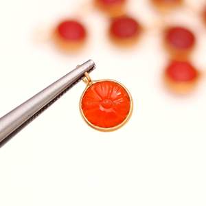 Pendentif fleur en cornaline naturelle, pierre précieuse sculptée à la main, charme en argent sterling 925, pendentif en pierre de cornaline pour bijoux, 11 mm - Product Image 4