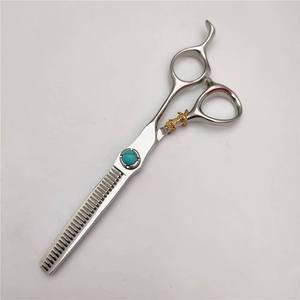 Ciseaux de coiffure 6'' en acier inoxydable JP, ensemble de ciseaux de barbier professionnels pour la coupe de cheveux, avec sac inclus - Product Image 1