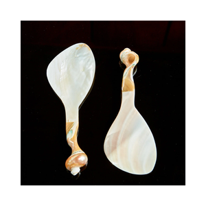 Cucharas de Concha Natural al por Mayor para Suministro a Restaurantes y Distribuidores Internacionales de Regalos - Product Image 1