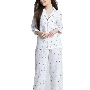 Conjunto de Pijamas de Lujo para Parejas, Transpirables, de Seda/Algodón, Manga Corta, para Hombre y Mujer, Satén Liso, con Logotipo Frontal - Product Image 1