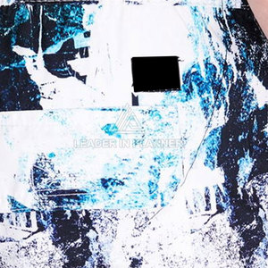 ออกแบบโลโก้ของคุณเอง กางเกงขาสั้นซับลิเมชั่นผู้ชาย โพลีเอสเตอร์ 100% ผ้าเนื้อเดียว สวมใส่สบาย แห้งเร็ว ระบายอากาศได้ดี - Product Image 4