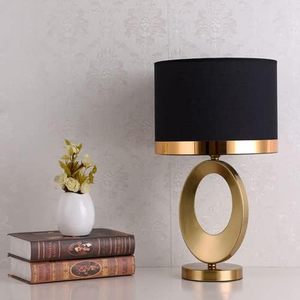 Lampe de table sculpturale de style équestre, moderne, écologique, durable, en acier inoxydable, multifonctionnelle, à poser au sol, décoration vintage - Product Image 1