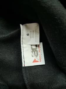 Shorts de rugby personnalisés en polyester pour hommes, avec poches zippées, sublimation, double couture, unisexe, ODM. - Product Image 2