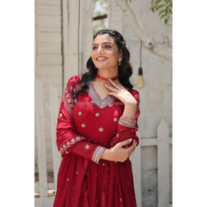 COLLECTIONS GOWN-WITH-DUPATTA 2024 Qu'il s'agisse d'un mariage, d'un festival ou d'une soirée, nos costumes Anarkali feront de vous l'incarnation de - Product Image 4