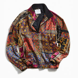 Chaqueta Bomber Reversible de Satén Bordada con Parches Impresos Personalizados para Hombre, Impermeable, Transpirable y Resistente al Viento, con Cuello Redondo - Product Image 1