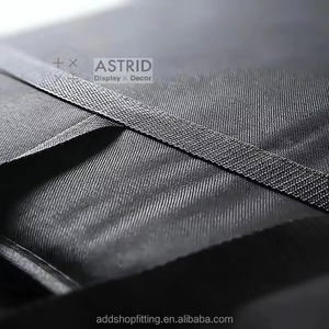 ถุงใส่เสื้อผ้า Astrid ขนาด 60 x 100 ซม. ผ้า Oxford สีดำ สำหรับใส่เสื้อผ้า ชุดสูท  พร้อมปักโลโก้ตามสั่ง สำหรับร้านเสื้อผ้าแฟชั่นชายหญิง - Product Image 5