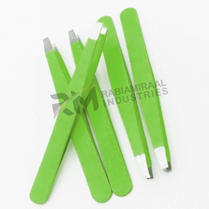Pinzas Verdes RMI Profesionales de Acero Inoxidable para Extensión de Pestañas con Puntas Inclinadas y Planas para Cejas - Product Image 4