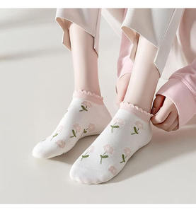 Chaussettes de protection chaudes et confortables pour hommes, motif dessin animé, écologiques, douces, respirantes, extensibles, pour l'hiver - Product Image 5