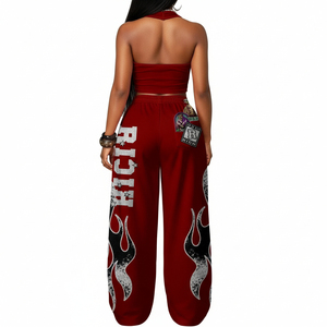 Ensemble deux pièces streetwear pour femme : Crop top et pantalon jogger en tricot moulant 100 % coton, imprimé flamme rouge, longueur intégrale avec détails de patchwork - Product Image 3