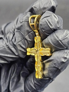 สร้อยคอประดับเพชรแนวฮิปฮอปโทนสีทองจี้ไขว้สุดคลาสสิกแบบมีเอกลักษณ์เครื่องประดับหรูหราขนาดเล็ก - Product Image 4