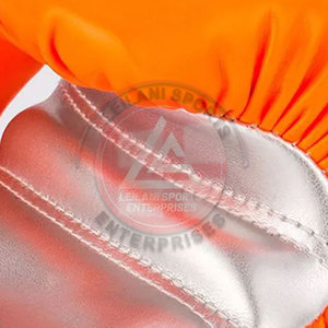 ถุงมือชกมวยหนังคุณภาพสูง ราคาถูก ผลิตในปากีสถาน ซับเหงื่อได้ดี ปิดด้วยแถบตีนตุ๊กแก สวมใส่สบาย เหมาะสำหรับทุกเพศ - Product Image 6