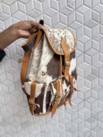 Tas Ransel Kulit Asli Bergaya Multi-Saku dengan Kancing Penutup, Tas Sekolah Unisex Desain Baru Gaya Modis Grosir