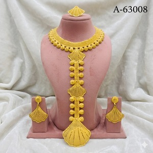 ชุดโซ่ชุบทอง24k ประดับด้วยเพทายลายนกยูงขนนกสไตล์อินเดีย - Product Image 4