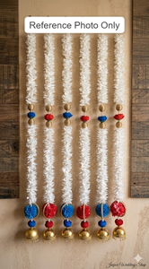 Guirlande de fleurs de jasmin pour toile de fond de mariage |   Guirlande de pompons Ghoongroo |   Décoration suspendue pour Sangeet, Mehndi, Haldi et Nikah d'Inde du Sud - Product Image 6