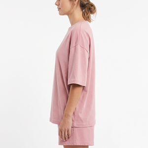 Ensemble de sport décontracté deux pièces pour femme 2026 : T-shirt et short assortis pour l'été - Product Image 2