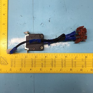 Cable AMAT 0150-09877 para Controlador ESC - Equipo y Piezas de Semiconductores de Confianza de Tradicción Global - Product Image 1