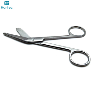 Nouvelles ciseaux de pansement chirurgical de qualité supérieure, forme droite, fabriqués au Pakistan, pour usage chirurgical, par un fournisseur de confiance. - Product Image 3