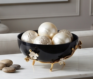 Bol décoratif en métal noir et or avec accents floraux, centre de table de luxe pour salon moderne et présentation sur table - Product Image 5