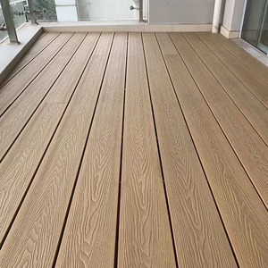 Planche de terrasse en composite bois-plastique de première génération, <span class=keywords><strong>couleur</strong></span> <span class=keywords><strong>teck</strong></span>, gaufrée 3D, pour usage extérieur - Product Image 3