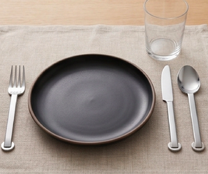 Ensemble de couverts minimalistes en acier inoxydable, fourchette, couteau, cuillère, finition miroir haute brillance, compatible lave-vaisselle, pour la restauration et la cuisine - Product Image 4