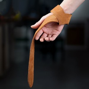 สายรัดข้อมือหนังนีโอพรีนปรับระดับได้แบบขายส่ง ปิดด้วยสายรัด ป้องกันลม ระบายอากาศได้ดี เป็นมิตรกับสิ่งแวดล้อม เหมาะสำหรับยกน้ำหนักและเสริมสร้างความแข็งแรง - Product Image 6