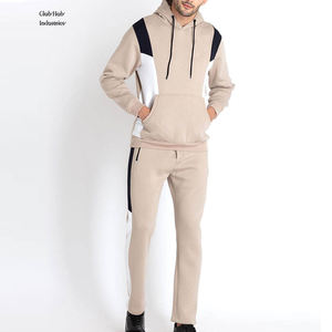 Ensemble de survêtement de sport respirant pour hommes, idéal pour l'entraînement physique, la course à pied et les activités de plein air - Product Image 1