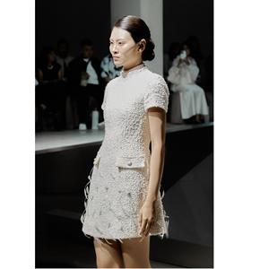 Nouvelle arrivée Robes pour femmes élégantes Service ODM MOGAN EMB MINI DRESS COTTON 36% ACRYLIC 30% WOOL 21% POLYESTER 12% Robe décontractée - Product Image 4