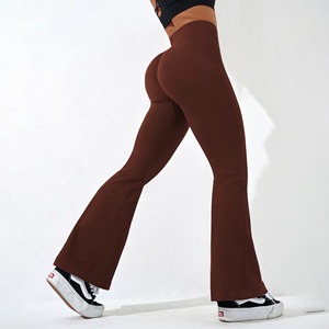 Pantalones de yoga acampanados personalizados para mujer, leggings de cintura alta a prueba de sentadillas, de pierna ancha, fabricante de ropa deportiva. - Product Image 3