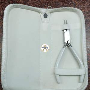 Alicates de punta redonda de acero inoxidable, ligeros, para bricolaje y kit de fabricación de pulseras - Product Image 1