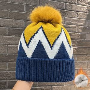Bonnet en laine mélangée personnalisé avec logo imprimé – Qualité supérieure, respirant, imperméable, chaud pour l'hiver – Vente en gros - Product Image 5