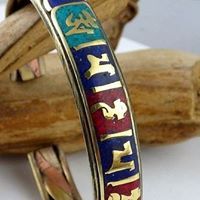 กำไลทองแดงพร้อมชุดสวดมนต์ทางศาสนา - Product Image 3
