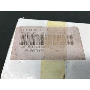 CAJA DE 5 CONECTORES SWAGELOK SS-6-HC-1-8 - Equipo y Piezas de Semiconductores de Confianza de Marca Global - Product Image 4