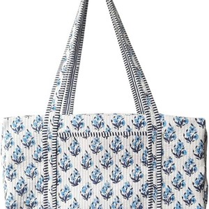 Handcrafted Luxury Sport Eco-Friendly Cotton Quilted <b>Duffel</b> <b>Bag</b> Floral Print Large Capacity Travel <b>Bag</b> Adjustable Strap - Product Image 4
