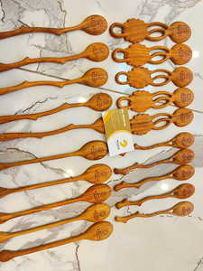 Cuillère à café en bois personnalisée avec logo, cuillère de service en bois, forme note de musique ou fleur, en bois rouge, acacia, frêne, Vietnam, cuillère en bois économique - Product Image 6