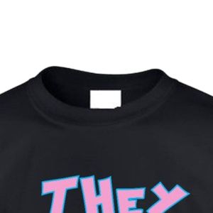 T-shirt noir à manches courtes et col rond avec imprimé graphique rose, vêtement décontracté pour tous les jours, streetwear confortable, vêtement unisexe - Product Image 2