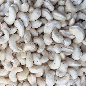 ราคาเม็ดมะม่วงหิมพานต์ลดพิเศษทั่วโลก เม็ดมะม่วงหิมพานต์ Ww180 เวียดนาม Santigo Ltd มีบริการบรรจุภัณฑ์ฉลากส่วนตัว - Product Image 1