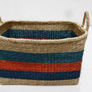 Panier de rangement artisanal en jonc de mer, motif rayé bleu naturel, tissé à la main, décoration d'intérieur - Product Image 3