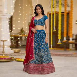 Lehenga Choli en soie Fendy avec broderie complexe et bordure traditionnelle |   Vêtements de mariage festifs pour femmes, vente en gros pour femmes - Product Image 4