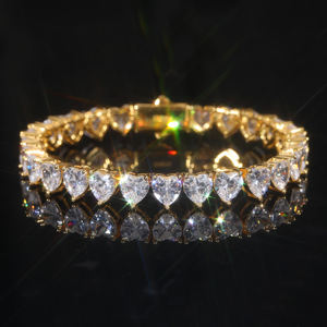 สร้อยข้อมือคริสตัลทรงหัวใจหรูหรา ชุบทอง 22K ประดับขอบแบบ Bezel Setting เหมาะสำหรับทุกเพศทุกวัย สวมใส่ได้ทุกวัน - Product Image 1