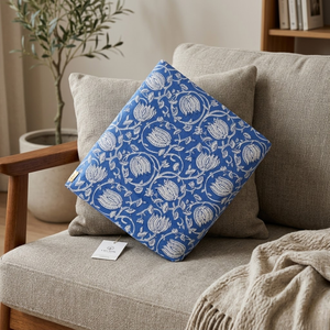 Tela de Algodón Premium con Estampado a Mano en Azul Índigo |   Tinte Vegetal Orgánico, Material Artesanal Floral para Prendas y Decoración del Hogar - Product Image 3