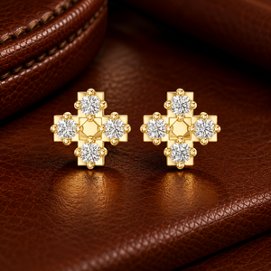 Boucles d'oreilles en diamant de laboratoire taille ronde, or jaune 14K 18K, clous en diamant à quatre pierres en forme de croix, 0,55 carat DEF VVS, bijoux fins pour femme, ODM - Product Image 1